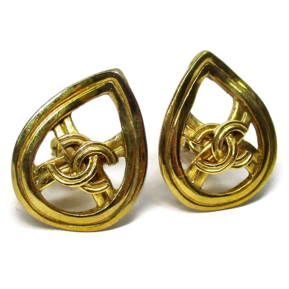 CHANEL Jewelry - CHANEL Vintage Clip On Cc Coco Pear Shape Earrings